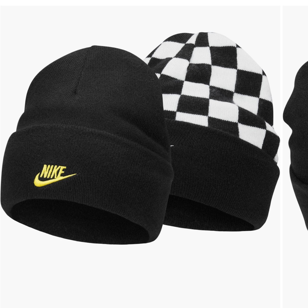 Nike Boys Reversible Beanie in Black and White